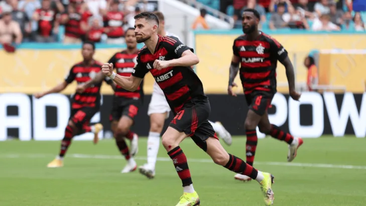 Jorginho estreia com o Flamengo no Maracanã e manda recado para a Nação: “O grandioso retorno” Jorginho estreia com o Flamengo no Maracanã e manda recado para a Nação: “O grandioso retorno”