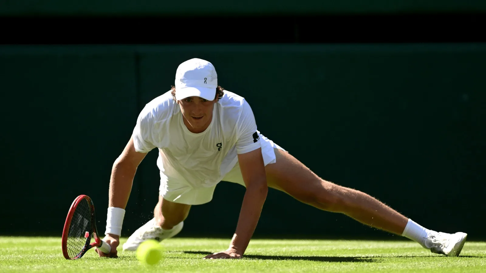 Flavio Cobolli avalia João Fonseca e exalta adversário após duelo no ATP 500 de Halle: “Um lutador em quadra”