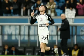 PSV prepara oferta por Breno Bidon e torcedor do Corinthians critica: "Perder jogador pro PSV é sacanagem"