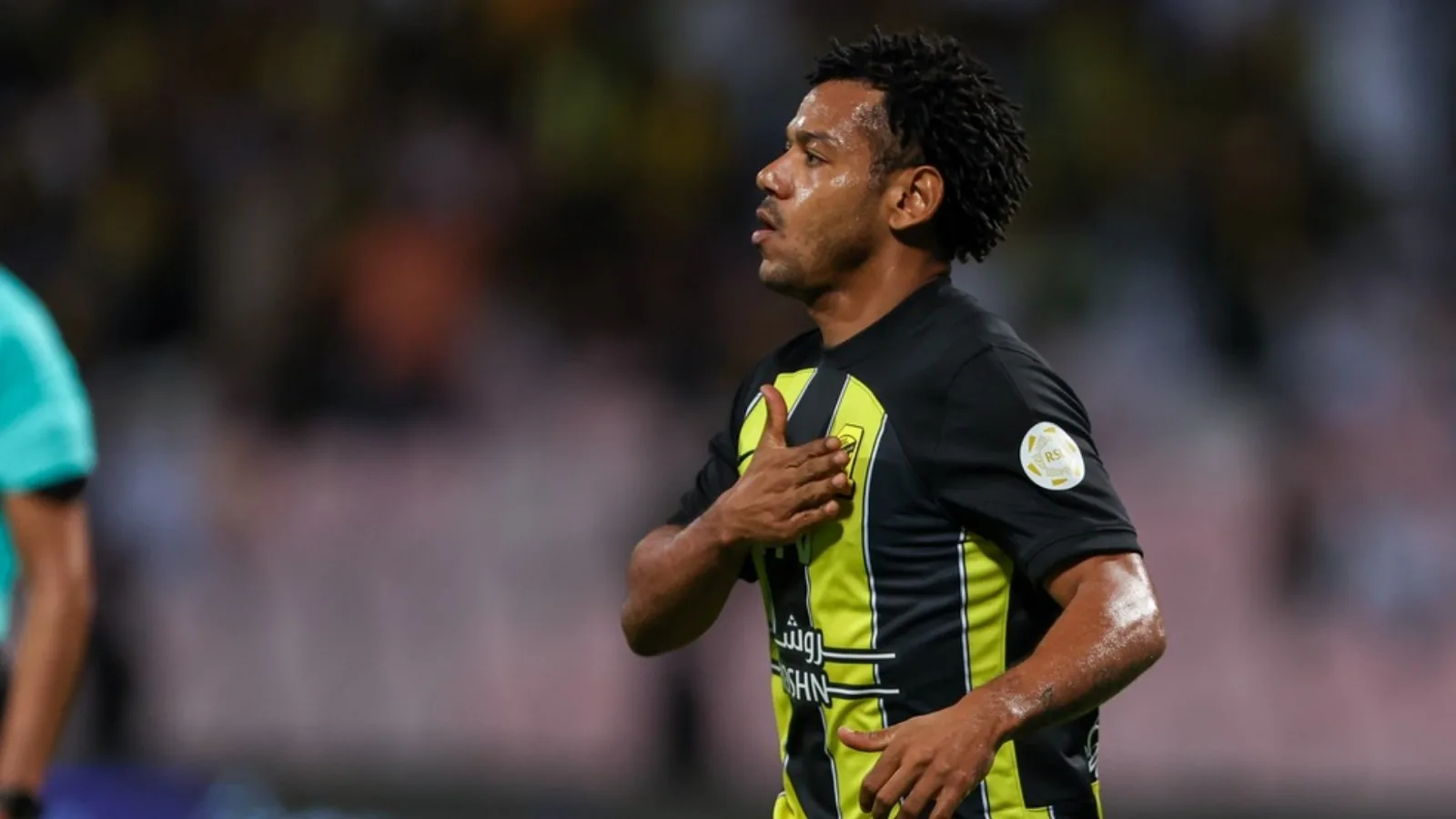 Vitória acerta a contratação do atacante Romarinho, ex-Corinthians, e torcedor crava: “Se jogar bem volta pro Corinthians no final do ano”