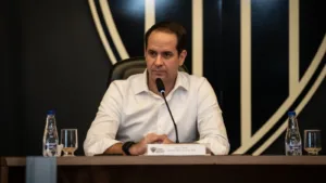 Bruno Muzzi explica o que o Atlético-MG ainda deve aos jogadores: “Luvas e agentes são o mais difícil”