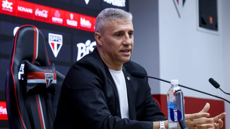 São Paulo domina Corinthians e Crespo confessa: “Noite inesquecível para mim”