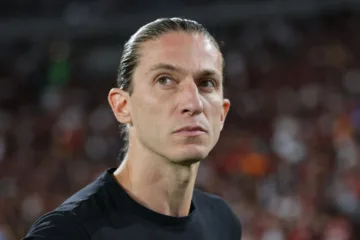 Filipe Luís celebra vitória do Flamengo contra o Fluminense: “Esse grupo é forte”