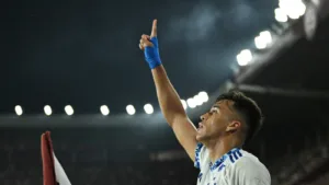 Kaio Jorge, do Cruzeiro, é o jogador com mais participações em gols do Brasileirão; top-10 tem Pedro, do Flamengo