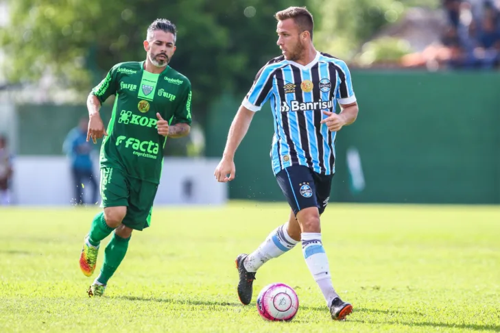 Grêmio vê mudança de postura da Juventus e Rodrigo Oliveira atualiza caso de Arthur: “Italianos começam a colocar dificuldades”