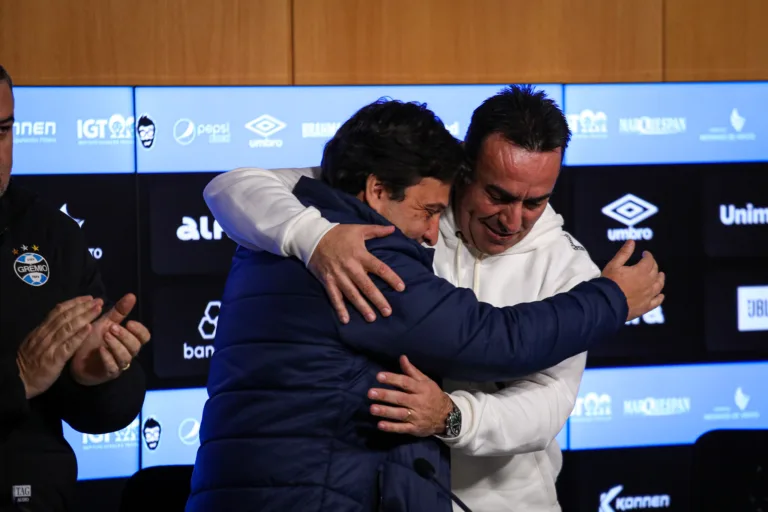 Marques descarta nomes como Mourinho e Fabinho no Grêmio e Bagé traz bastidores: “Ele ainda não comanda o clube”