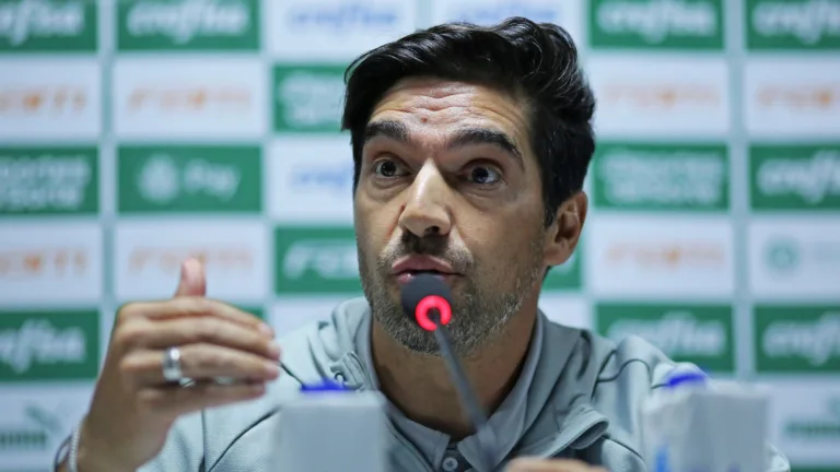 Craque Neto defende Abel Ferreira após protesto de torcedores no Palmeiras e reprova possível saída: “É uma injustiça”