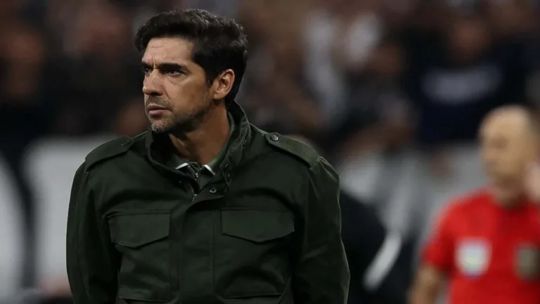 Edu Dracena descarta demissão de Abel Ferreira no Palmeiras: “É normal oscilar, o time passa por reformulação”