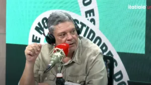 Alexandre Simões relembra retrospecto de Cruzeiro x São Paulo pelo Brasileirão e dispara: “Tem a obrigação de ganhar”