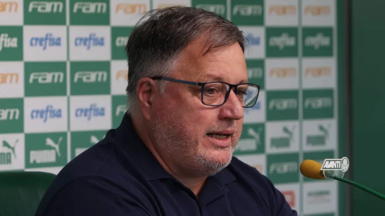 Anderson Barros, diretor do Palmeiras, quer renovação de Abel Ferreira até 2027: “Se ele quiser, ele continua”