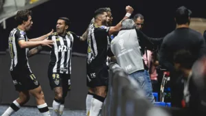 Atlético-MG vence o Godoy Cruz de virada com participação de Reinier e empolga torcedores: “Vejo futuro repetir o passado”