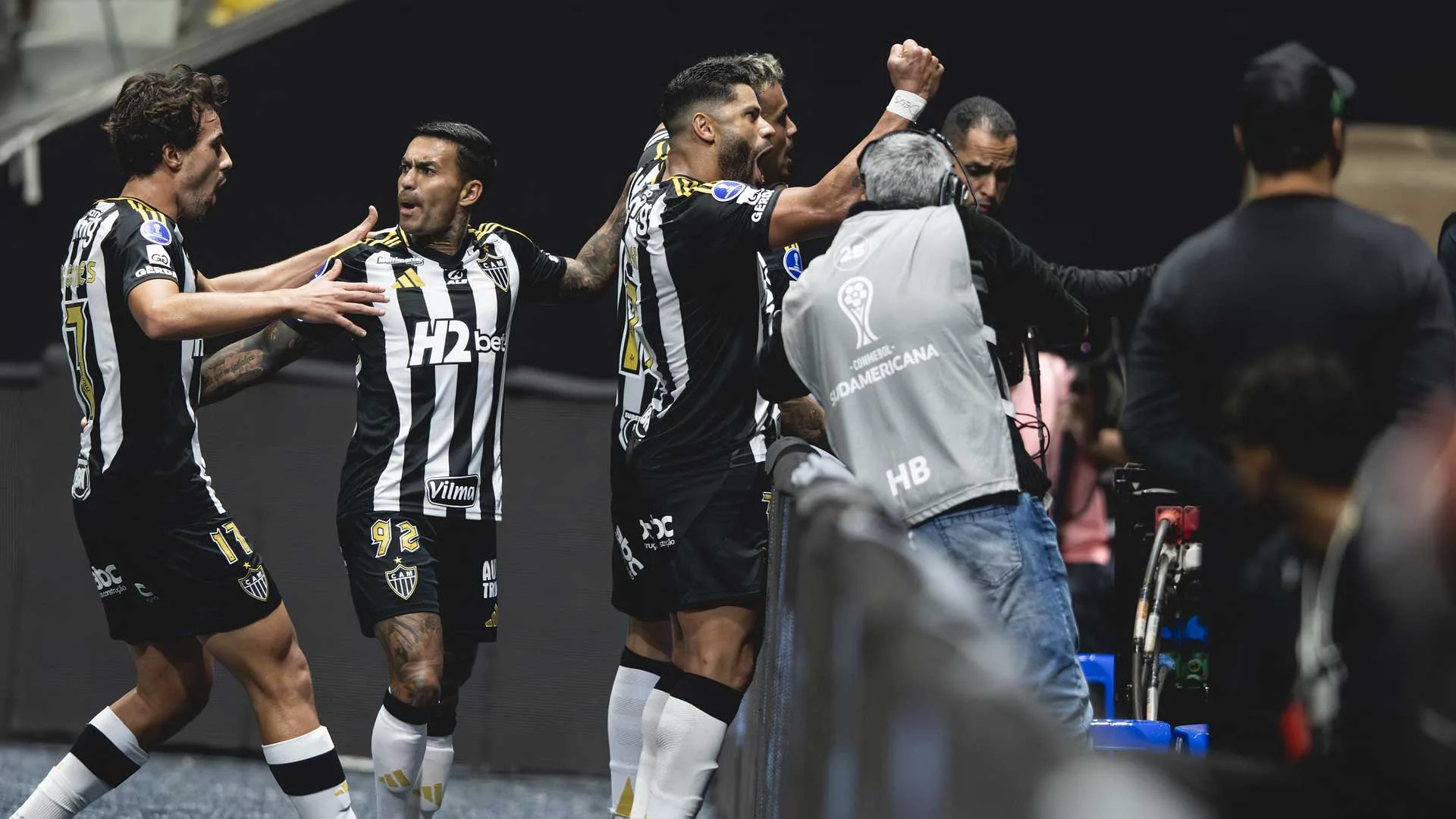 Atlético-MG vence o Godoy Cruz de virada com participação de Reinier e empolga torcedores: “Vejo futuro repetir o passado”