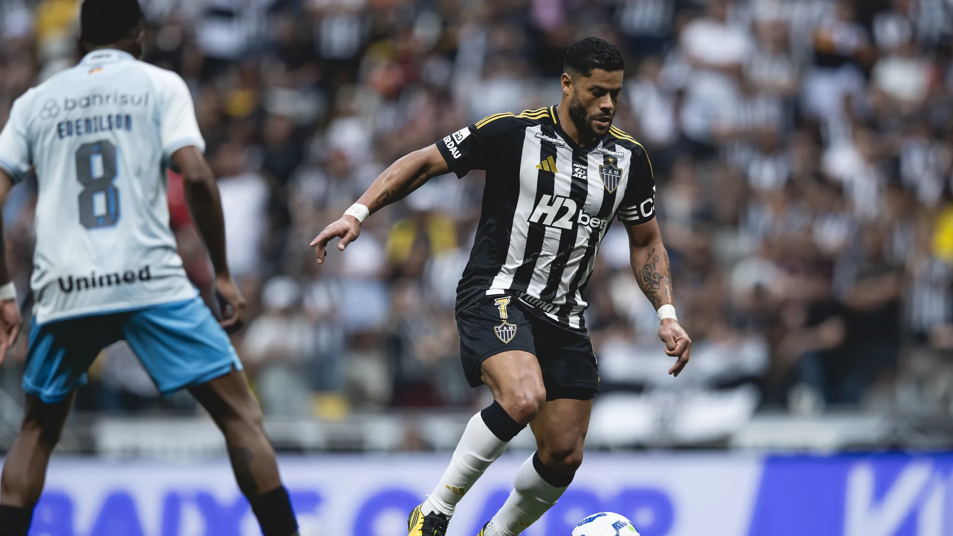 Atlético-MG marca golaço, mas perde de virada para o Grêmio e torcida se irrita: “Que jogo horrível”