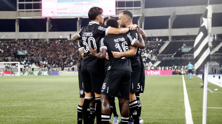 Renata Fan se empolga e vê Botafogo brigando por Libertadores, Brasileirão e Copa do Brasil: “Tem um padrão europeu”