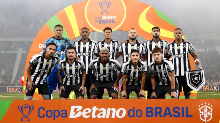 Botafogo enfrenta o Vasco da Gama na Copa do Brasil e torcedores celebram: “Estamos classificados”