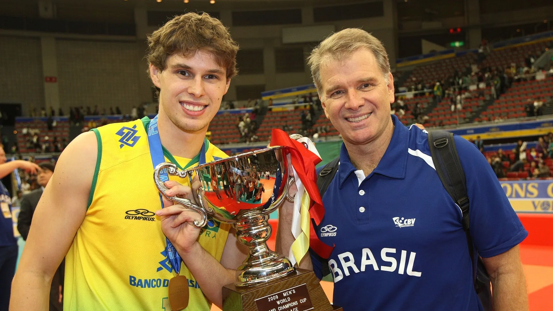 Bruninho relembra relacionamento difícil com Bernardinho e revela conselho para o pai: “Acha que está cobrando o Giba”