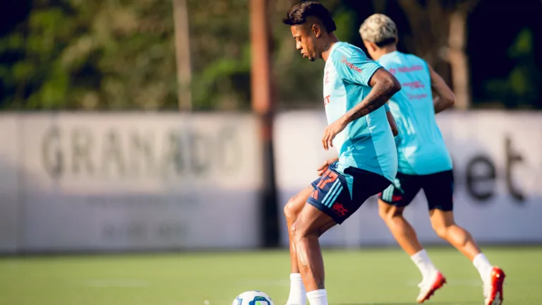 Torcedores do Flamengo defendem time titular sem Bruno Henrique: “Tomara que continue fora”