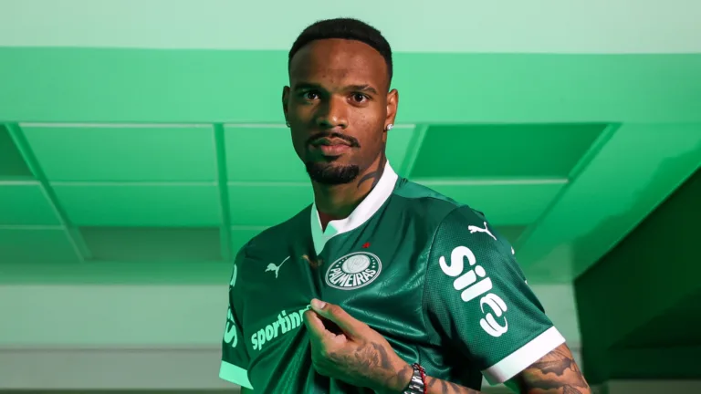 Palmeiras confirma contratação do goleiro Carlos Miguel e aproveita para provocar o Corinthians: “Primeiro campeão mundial”