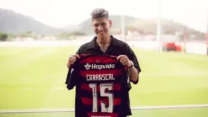 Flamengo pode ter estreia de Carrascal contra o Mirassol e torcedores alertam Filipe Luís: “Sem inventar posição”