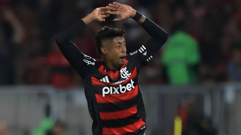 Casagrande projeta classificação do Flamengo contra o Internacional na Libertadores: “Em cima daquilo que eu já vi no ano”