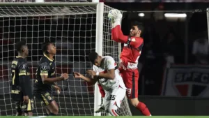 Casagrande exalta protagonismo de Rafael e não descarta São Paulo campeão da Libertadores 2025: “Vai em busca do tetra”