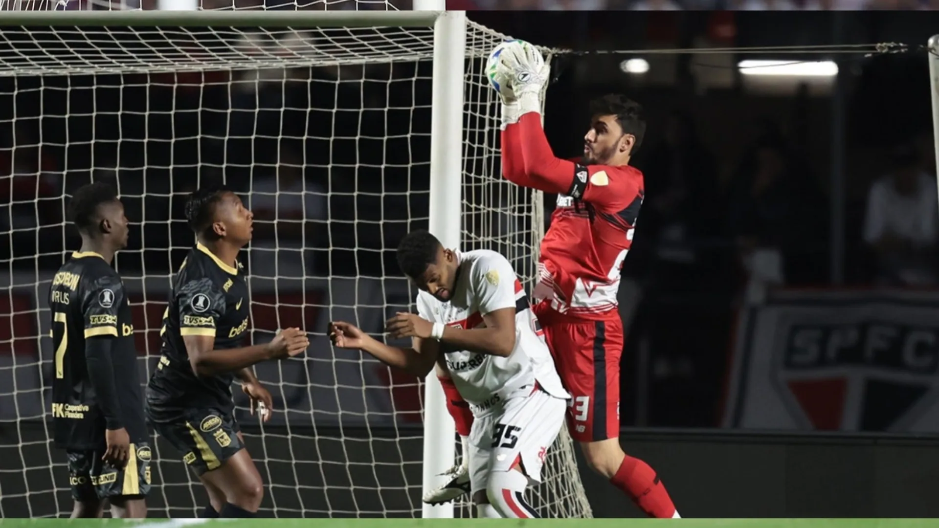 Casagrande exalta protagonismo de Rafael e não descarta São Paulo campeão da Libertadores 2025: “Vai em busca do tetra”