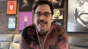 Casagrande destaca Fabrício Bruno no Cruzeiro e aprova nome na seleção brasileira: “Fez bem em sair do Flamengo”