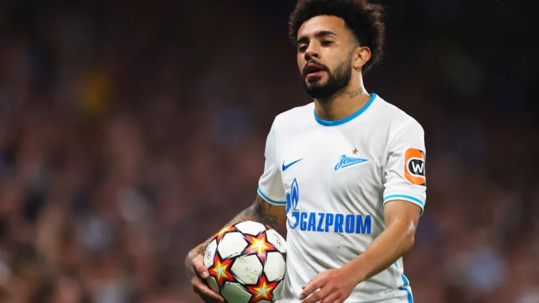 Claudinho é especulado em Grêmio e Corinthians e Nicola revela chances de retorno ao Brasil: “Salário ainda maior”