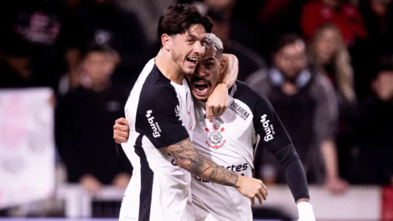 Milton Neves se revolta com “apito amigo” favorável ao Corinthians na Copa do Brasil: “Athletico-PR foi operado”