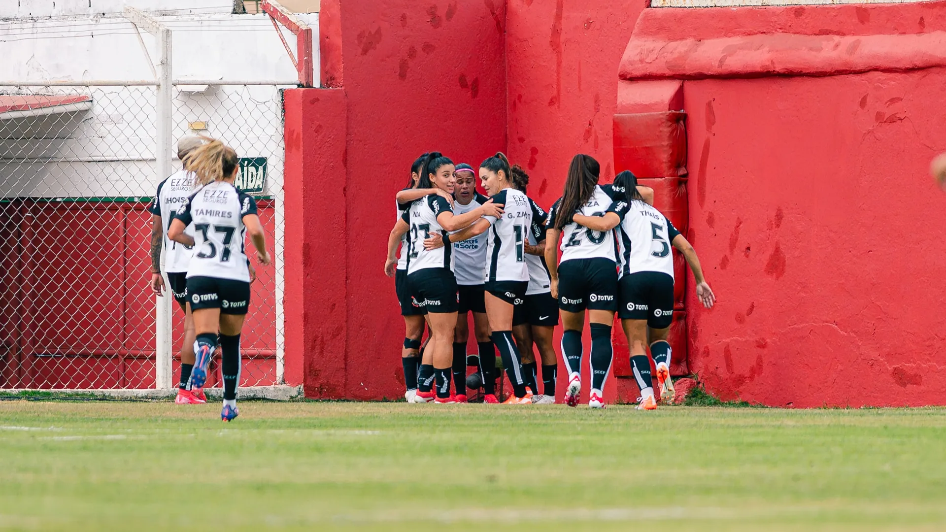 Corinthians vence o Cruzeiro nos pênaltis e avança para às oitavas de final da Copa do Brasil Feminina
