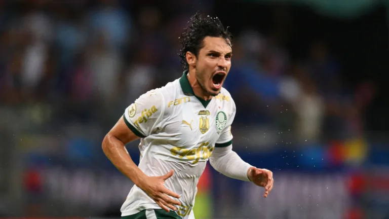 Craque Neto alfineta Abel Ferreira e pede Veiga como titular no Palmeiras: “Eu acho um absurdo”