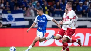 Onde assistir CRB x Cruzeiro ao vivo pela Copa do Brasil: prováveis escalações, desfalques e retrospecto