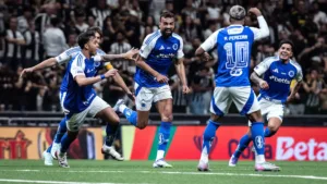 Cruzeiro tem vaga na Libertadores em 2026 encaminhada após vitória no Brasileirão