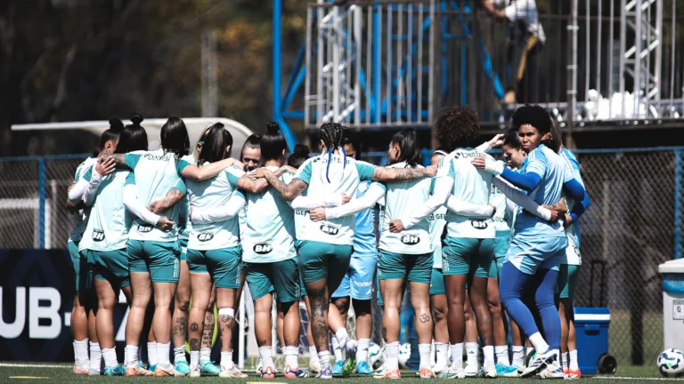Cruzeiro se prepara para confronto decisivo contra o Red Bull Bragantino pelo Brasileirão Feminino