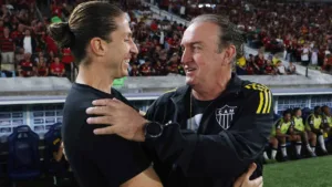 Cuca, do Atlético-MG, projeta futuro de Filipe Luís, do Flamengo: “É a maior promessa que temos”