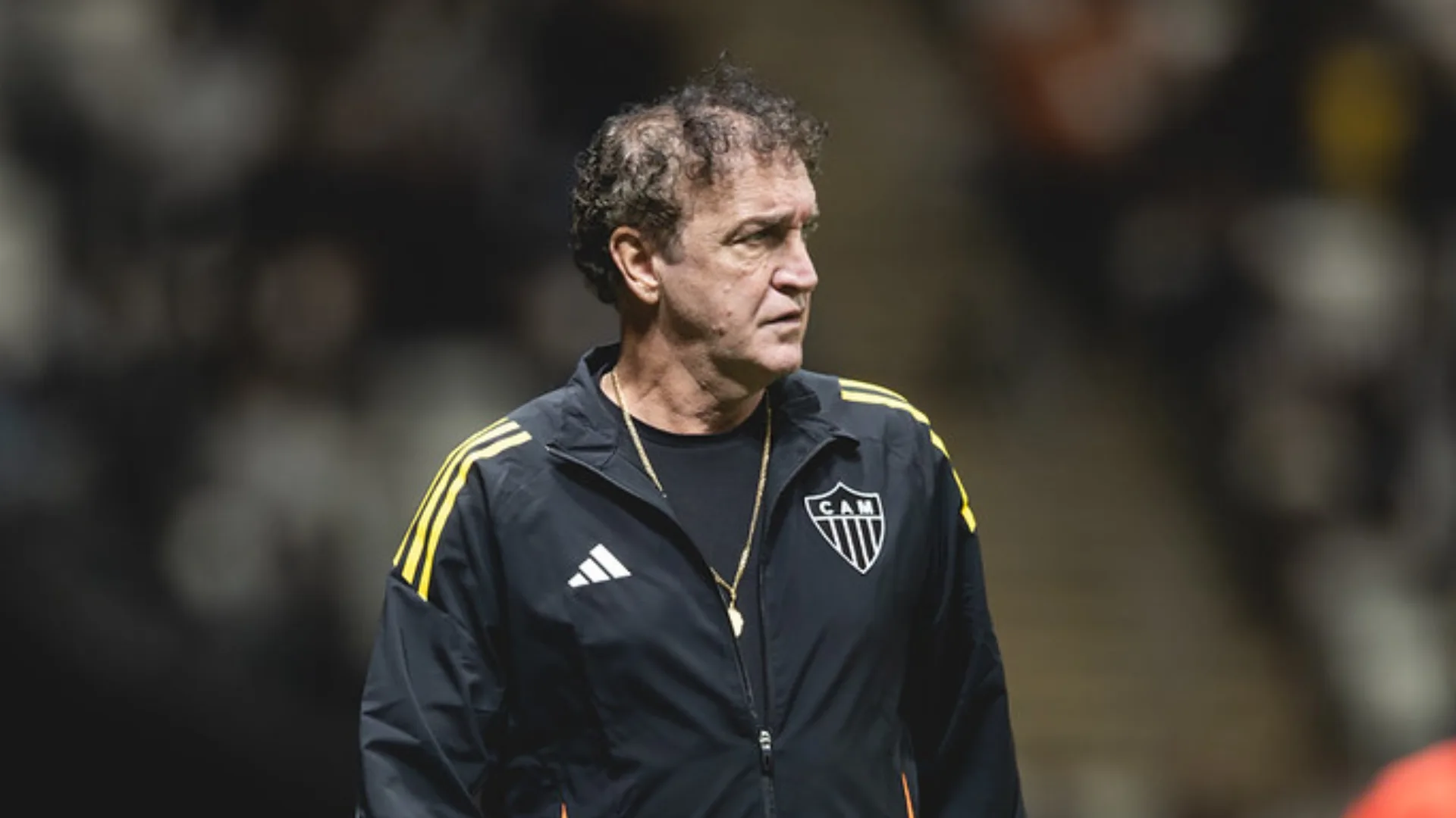 Cuca vê ‘vento mudando’ no Atlético-MG, mas manda recado: “Não precisamos tomar tanto susto”