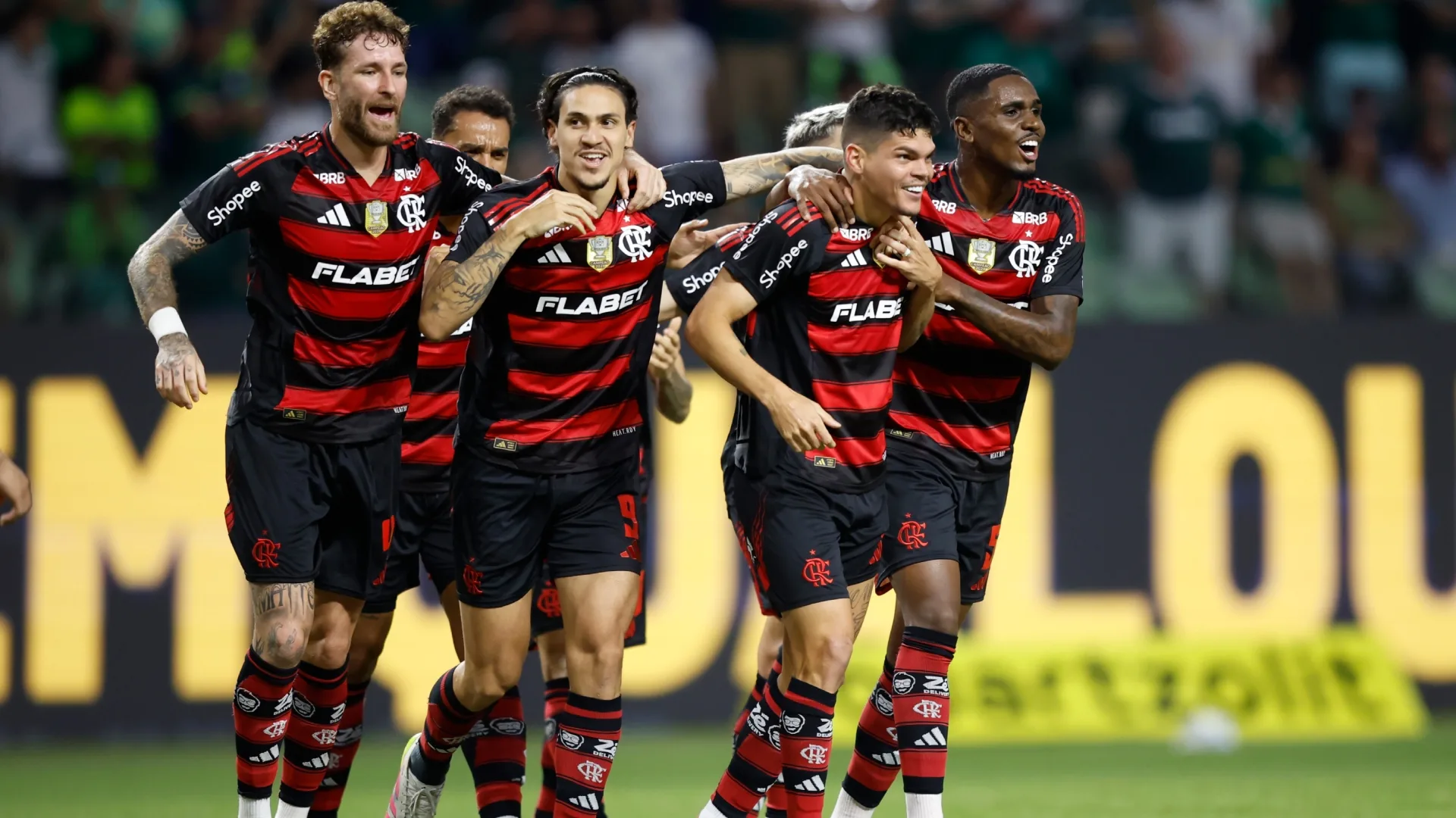 Denílson repete Galvão Bueno ao apontar Palmeiras, Cruzeiro e Flamengo como favoritos ao título do Brasileirão