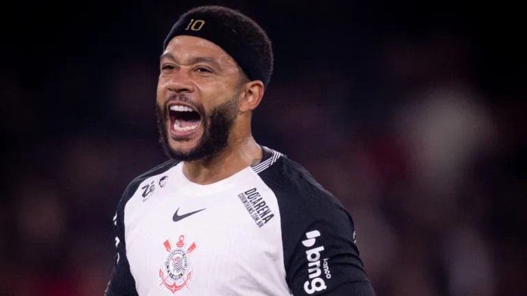 Marcelinho Carioca cita Neymar e Ronaldinho Gaúcho ao rechaçar status de Memphis Depay: “Corinthians não tem craque”