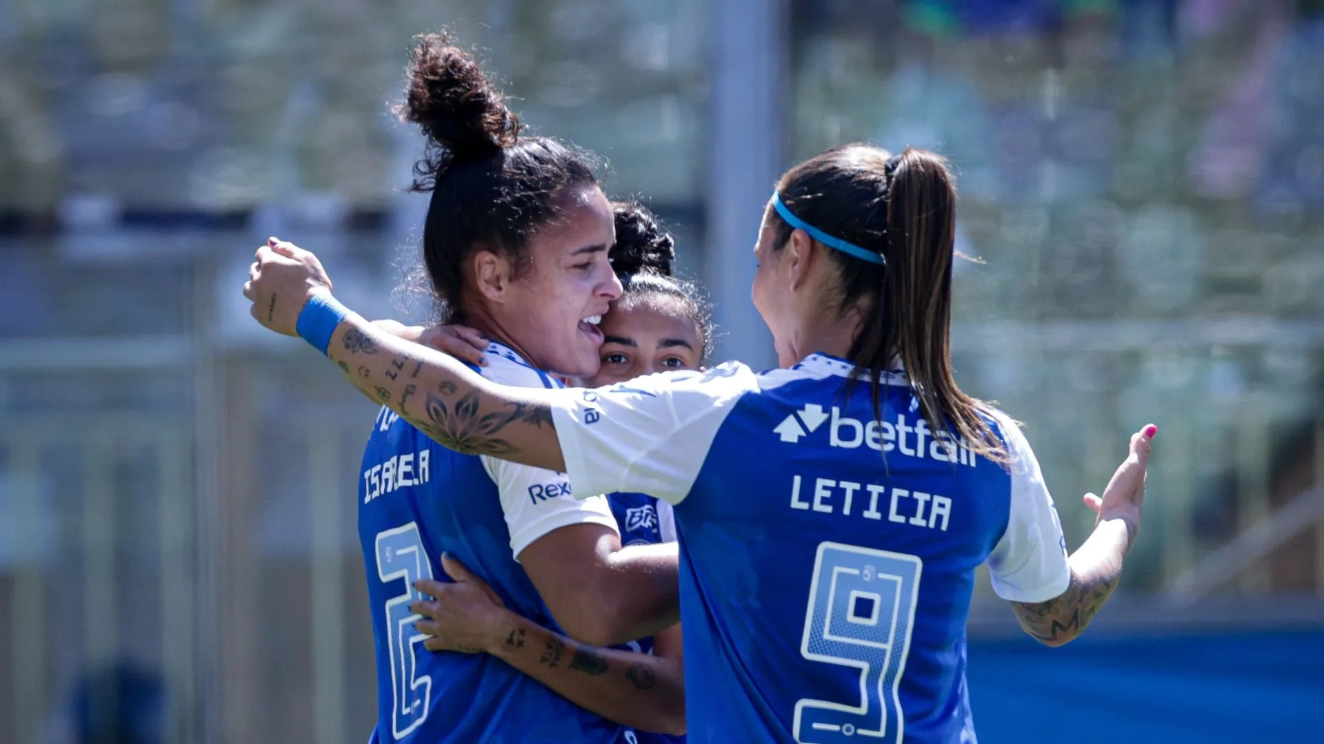 Cruzeiro vence o Red Bull Bragantino com presença de Gabigol e vai as semis do Brasileirão Feminino