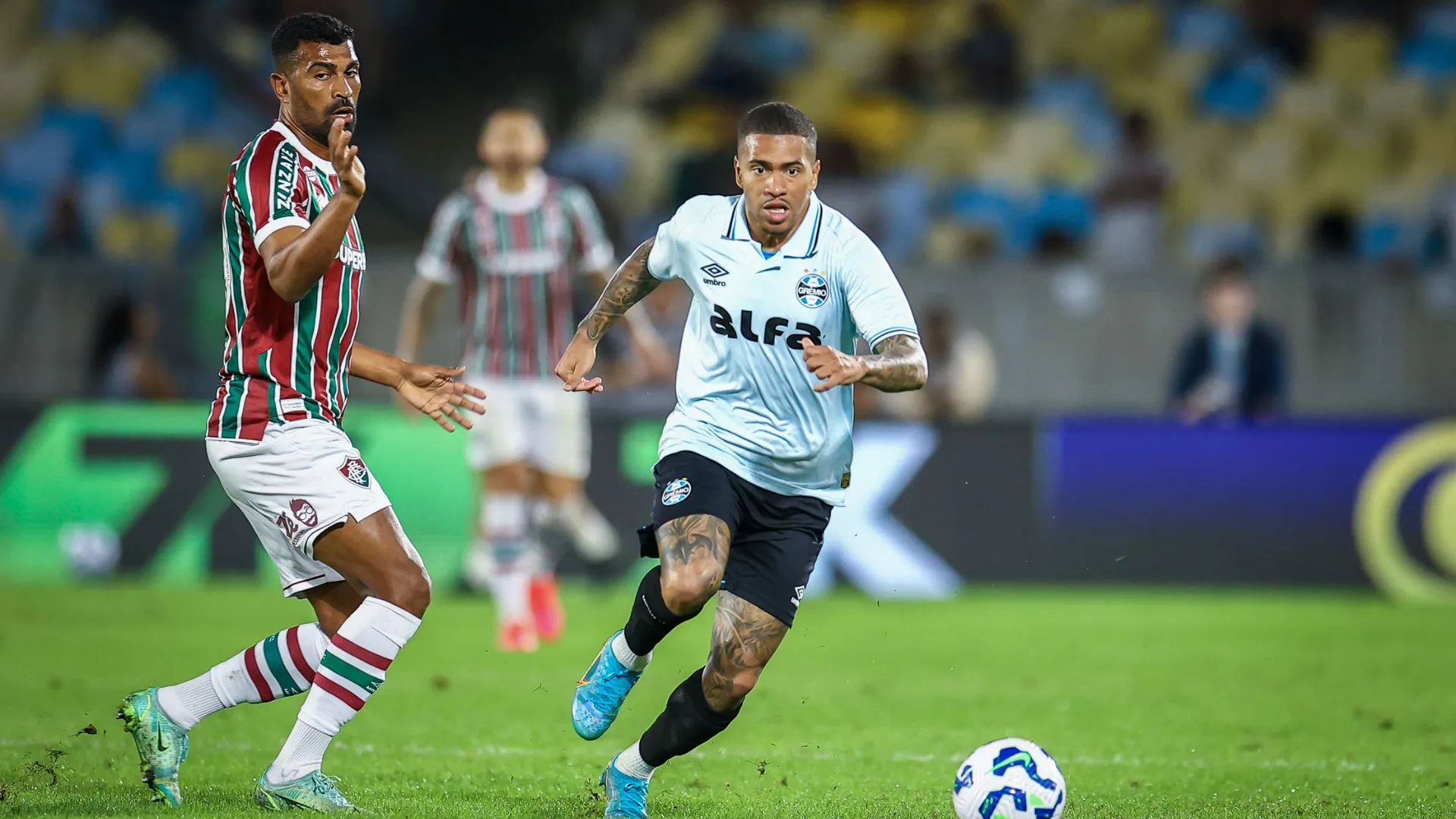 Lucas Esteves aponta Grêmio melhor que o Fluminense mesmo com derrota no Maracanã: “Não soubemos aproveitar as oportunidades”