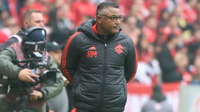Carlos Carvalhal é favorito para assumir o Internacional e torcida aprova nome: “Roger Machado tem que cair agora”