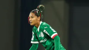 Palmeiras goleia o Avaí/Kindermann com gol de estreante e avança na Copa do Brasil Feminina