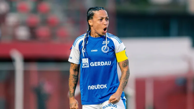 Red Bull Bragantino x Cruzeiro pelas quartas de final do Brasileirão Feminino; onde assistir e escalações