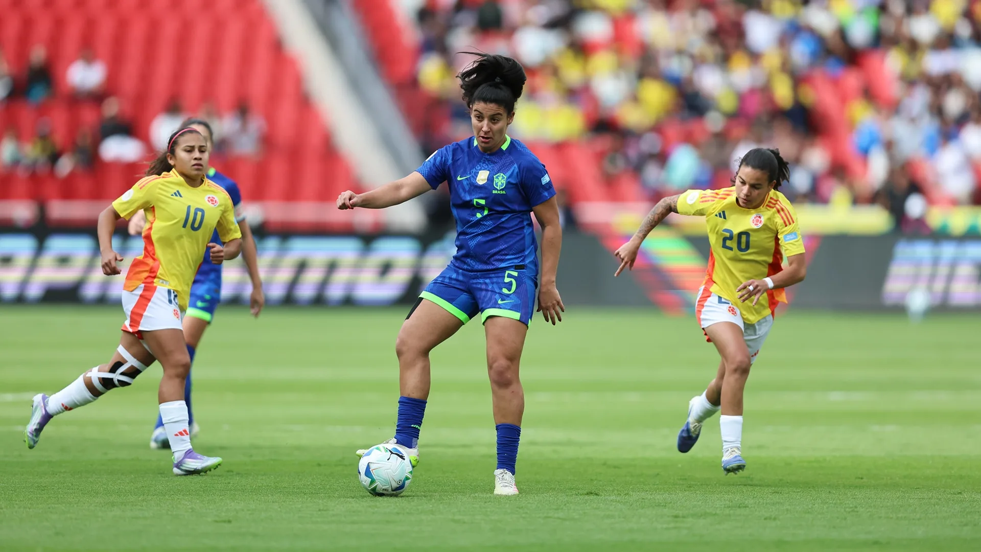 Duda Sampaio aponta o foco da seleção brasileira feminina em 2027: “Vamos chegar muito fortalecidas”