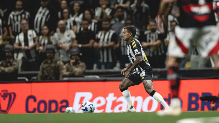 Dudu, Jorginho, Kannemann e mais: Brasileirão tem 13 jogadores suspensos no início da 19ª rodada