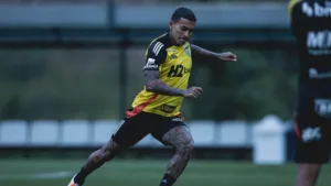 STJD marca julgamento de recurso movido por Dudu, do Atlético-MG, contra suspensão de seis jogos 