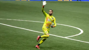 Everson, do Atlético-MG, vence Rossi mais uma vez e relembra feito de 2021: “Já tinha feito gol nele”