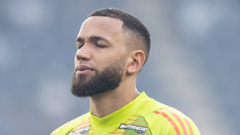 Everson, do Atlético-MG, aponta Sampaoli como fundamental na sua carreira e crava: “Não dá pra vacilar com ele”