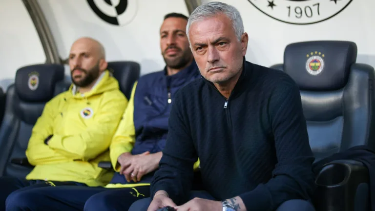 Fábio Piperno sugere contratação de José Mourinho no Atlético-MG: “Sai mais barato que o pacote do Sampaoli”