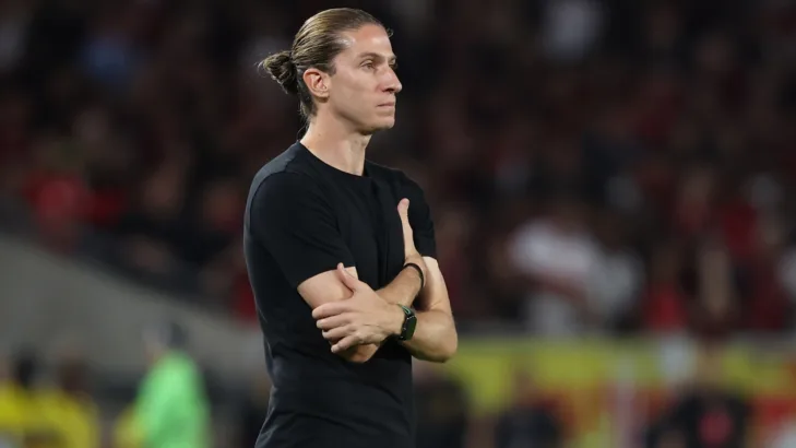 Torcida do Flamengo detona insistência de Filipe Luís com Plata em derrota para o Atlético-MG na Copa do Brasil: “O pior em campo” Torcida do Flamengo detona insistência de Filipe Luís com Plata em derrota para o Atlético-MG na Copa do Brasil: “O pior em campo”
